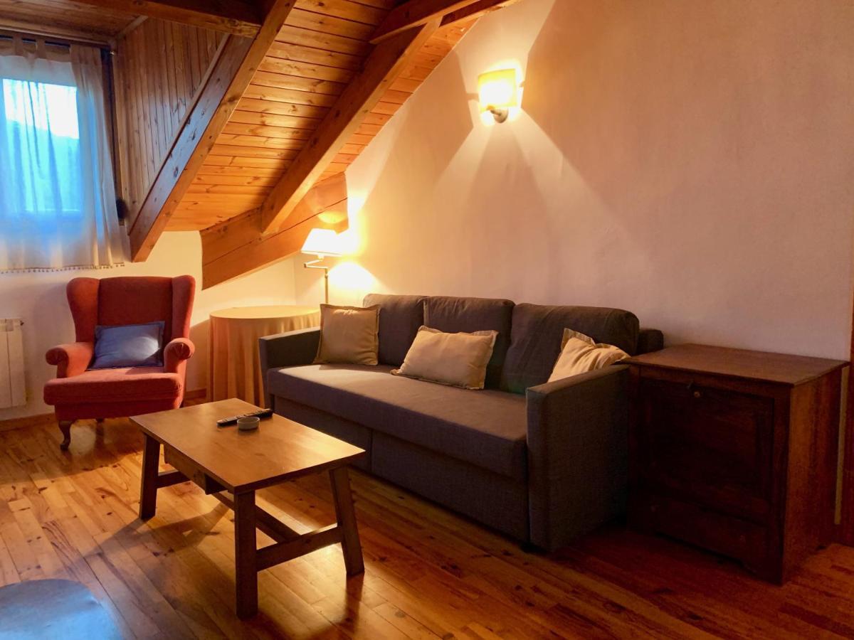 Apartament Bpirineos-Estos Benasque Zewnętrze zdjęcie